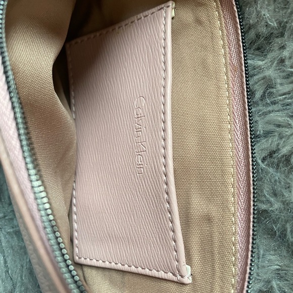 CALVIN KLEIN PINK BELT BAG - Picture 6 of 7